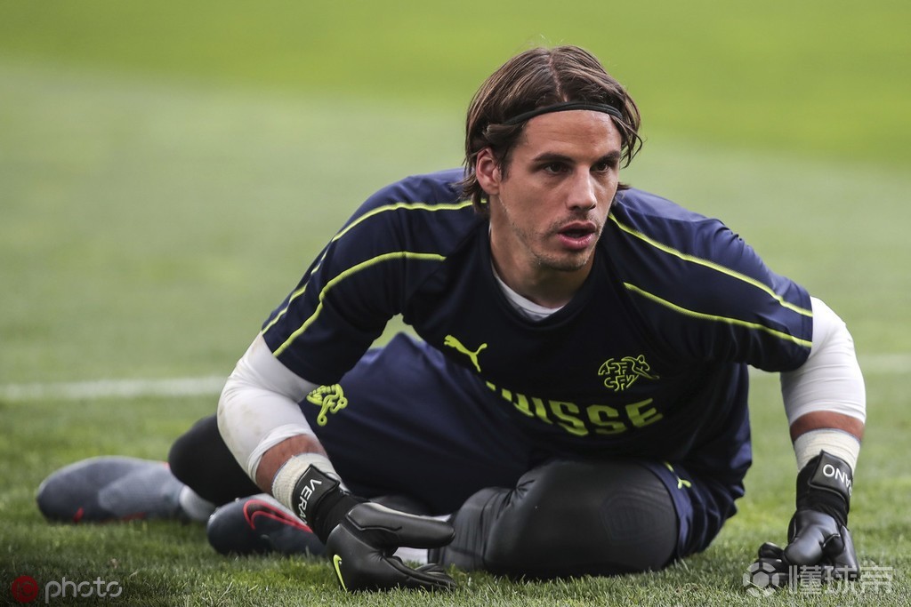 里程碑夜!门兴格拉德巴赫回应争议,意大利杯赛前刷纪录,态度坚定,训练强度明显提升的简单介绍 里程碑夜!门兴格拉德巴赫回应争议,意大利杯赛前刷纪录,态度坚定,训练强度明显提升的简单介绍