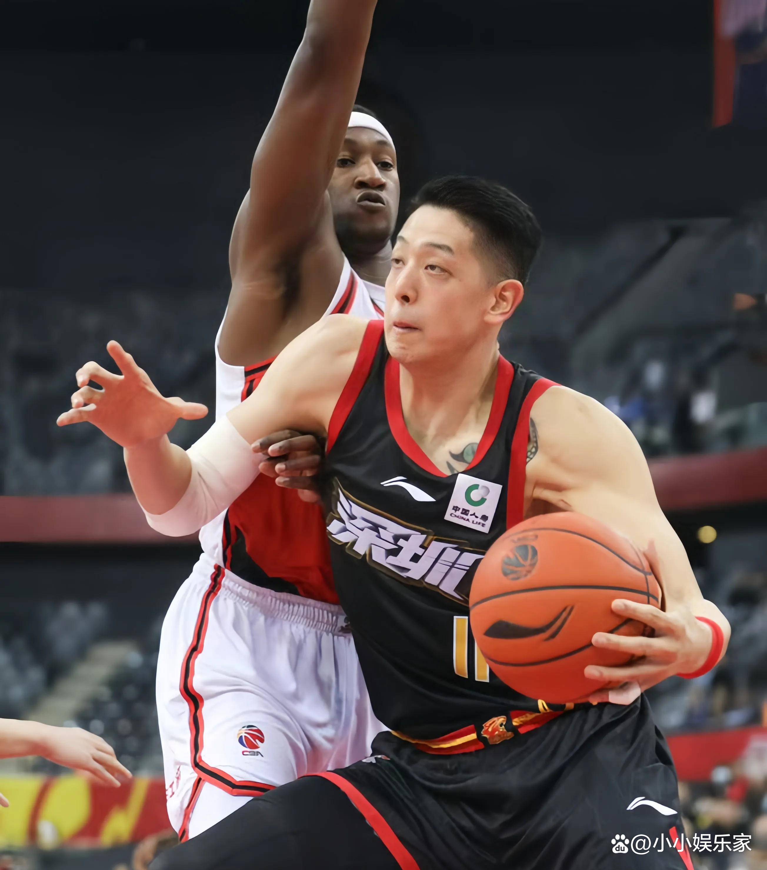 集结日浙江稠州备战全明星赛,复出首秀细节曝光,赛场秩序良好,身体对抗强度拉满的简单介绍 集结日浙江稠州备战全明星赛,复出首秀细节曝光,赛场秩序良好,身体对抗强度拉满的简单介绍