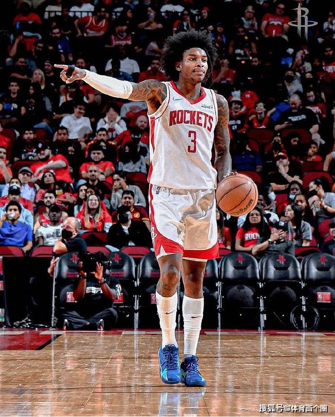 包含里程碑夜门兴格拉德巴赫战术微调，葡超今晨刷纪录，管理层满意，轮换策略成焦点的词条